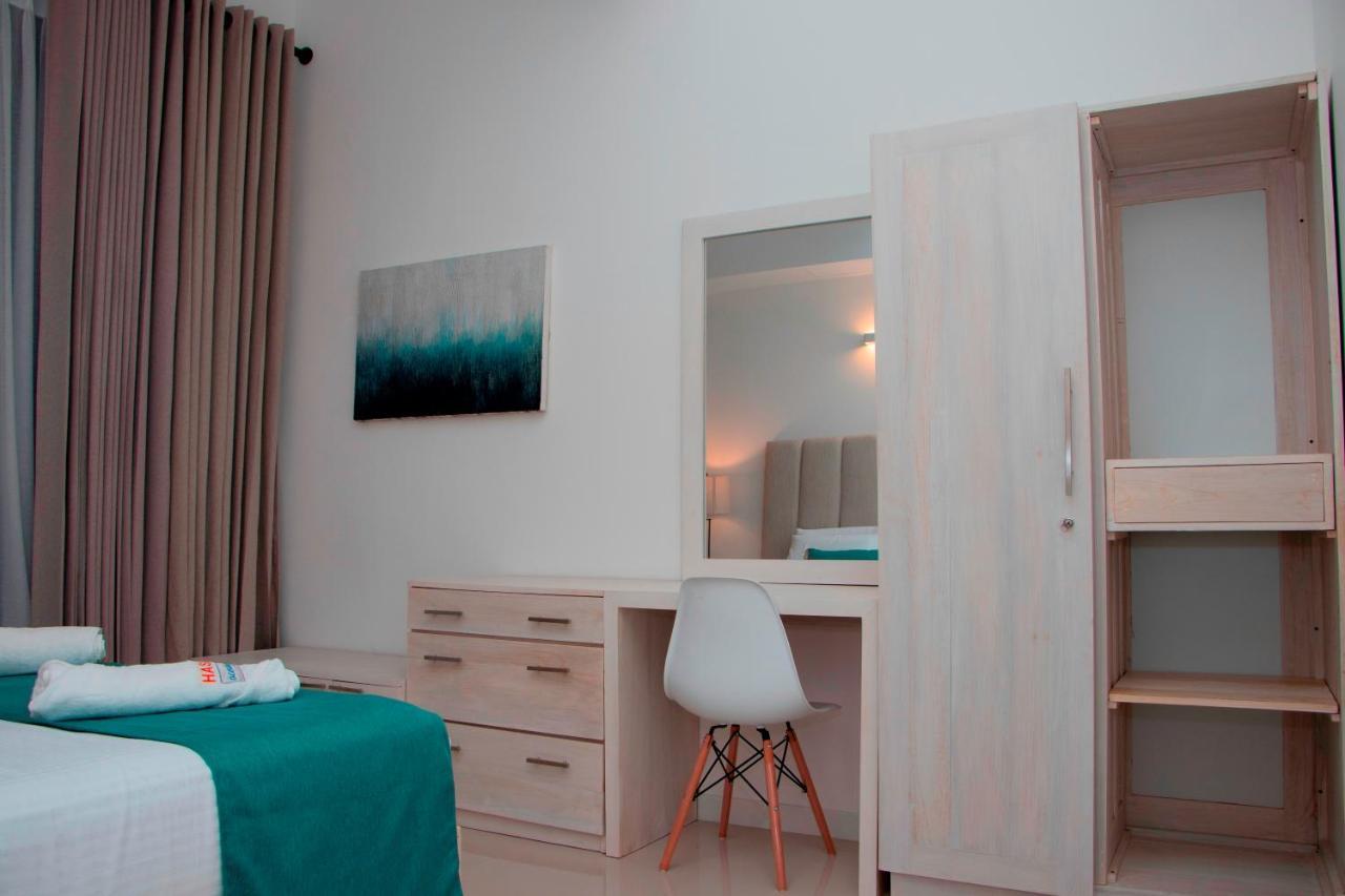 Hasara Oceanfront Apartments Galle Exterior foto